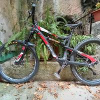 LaPierre Spicy Team CF