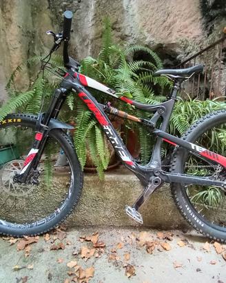 LaPierre Spicy Team CF