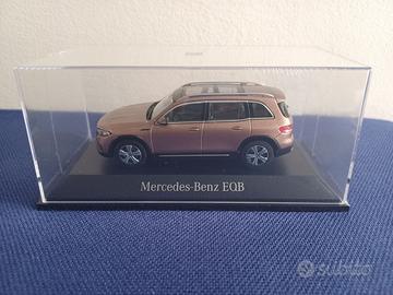 Diecast Mercedes EQB 2021