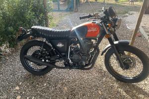 MOTO MASH SCRUMBLER 400