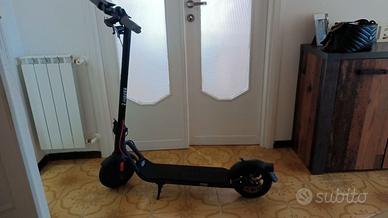 Monopattino navee v40