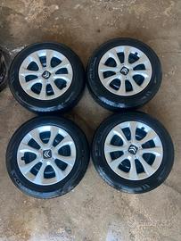 4 GOMME E CERCHI 185 65 15 CITROEN C3
