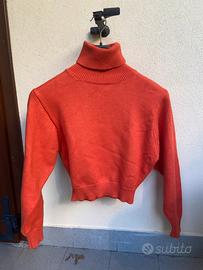 Maglione dolcevita a collo alto arancione Zara