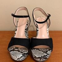 Scarpe con tacco nere e bianche