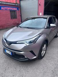 Toyota CHR benzina