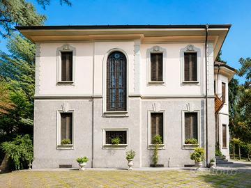 Villa indipendente 600 mq - monza, zona parco