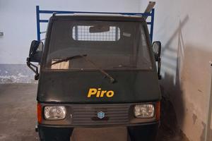 Ape Piaggio con cassone e sponde