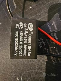 2 condensatori CBB61 con capacità di 2.5µF nuovi