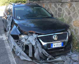 Passat sw 2000cc tdi marciante ma da riparare