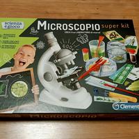 microscopio Clementoni 