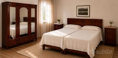Camera da letto classica in legno massello