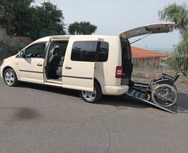Volkswagen Caddy ribassato rampa disabili