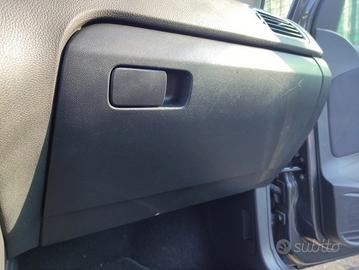 Cassetto portaoggetti VOLKSWAGEN POLO del 2009