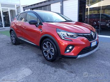 RENAULT Captur Hybrid E-Tech 145 CV Intens
