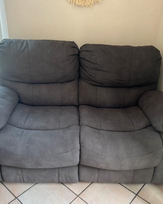Coppia divani recliner elettrici