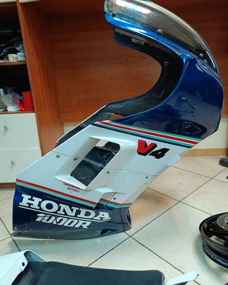 carena Honda vf1000r rothmans 