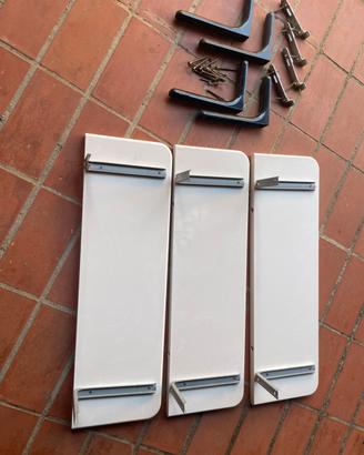 Tre mensole in laccato bianco