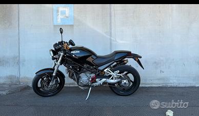 Ducati monster S2R 800 black