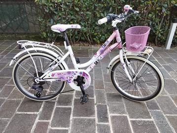 Bici da Bambina utilizzabile dai 6 ai 10 anni