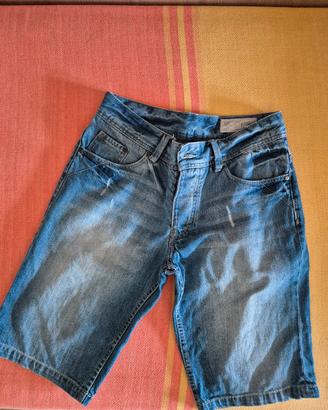 pantaloncini corti taglia 44