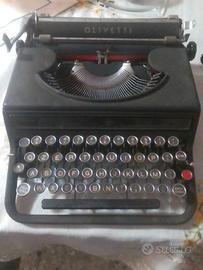 Macchina da scrivere d'epoca oltre 50 anni