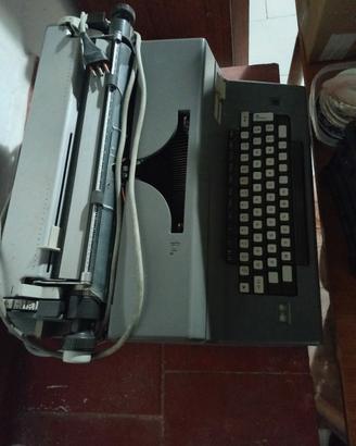 macchina da scrivere vintage