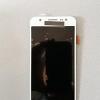 Display Samsung J5
