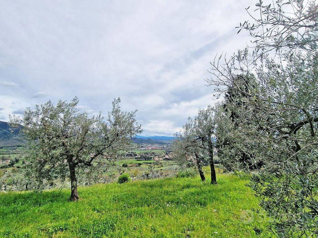 Rustico / Casale di 300 m² con box auto a Castigli - Vista 4