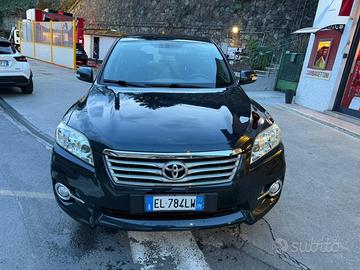 Toyota RAV 4 RAV4 2.2 D-4D 150 CV Lounge