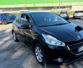 Peugeot 208 2013 ok neopatentati