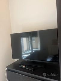 TV JVC 32” Smart TV (LT-32VRH3451)