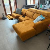 Divano con chaise longue Poltrone e sofa’