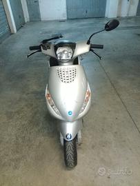 Piaggio ZIP 50 2T euro 2 anno 2009