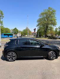 Peugeot 208 GT 130cv 06/2022 automatico