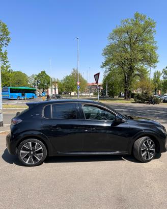 Peugeot 208 GT 130cv 06/2022 automatico