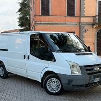 Ford Transit 2.2TDCI 3 posti