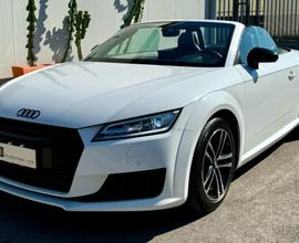 AUDI TT Roadster 2.0 TDI ultra Design