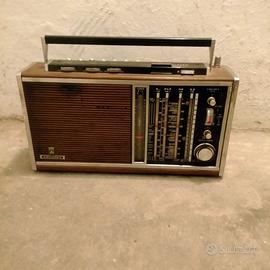 Radio grundig satellit transistor 6000