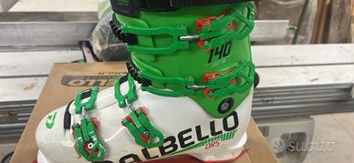 Materiale vario sci