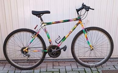 Mountain bike 18 marce 26 pollici