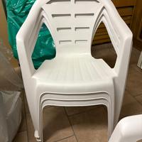 Sedie in plastica impilabili