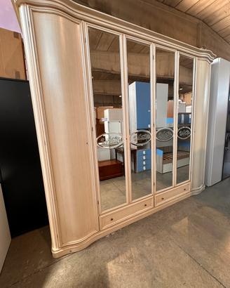 Armadio 6 ante beige con centrali a specchio