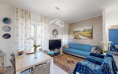 Quadrilocale completamente ristrutturato