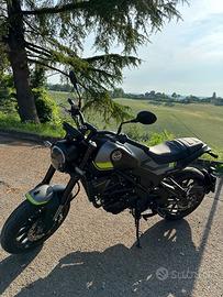 Benelli Leoncino 250