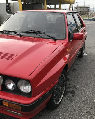 Lancia delta integrale 2.0  8v