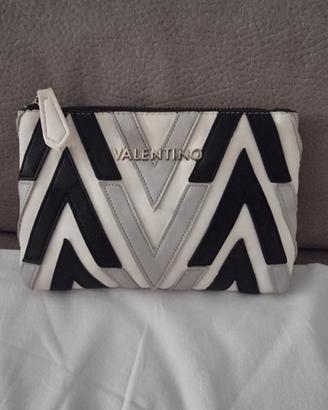 Pochette per il make-up Mario Valentino