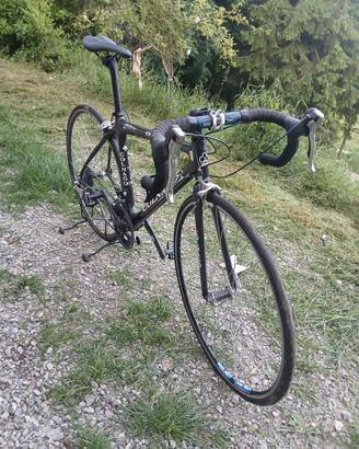  bicicletta colnago da corsa in carbonio