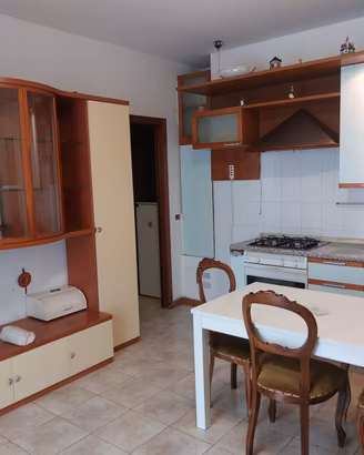 ARREDAMENTO COMPLETO – Pescia (PT)