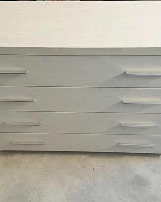 Cassettiera in legno
