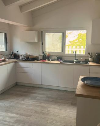 Cucina usata completa di elettrodomestici